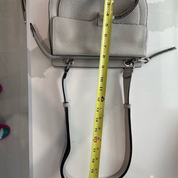 Rebecca Minkoff Gray Crossbody Bag with Textured Leather and Adjustable Strap - Picture 6 of 6